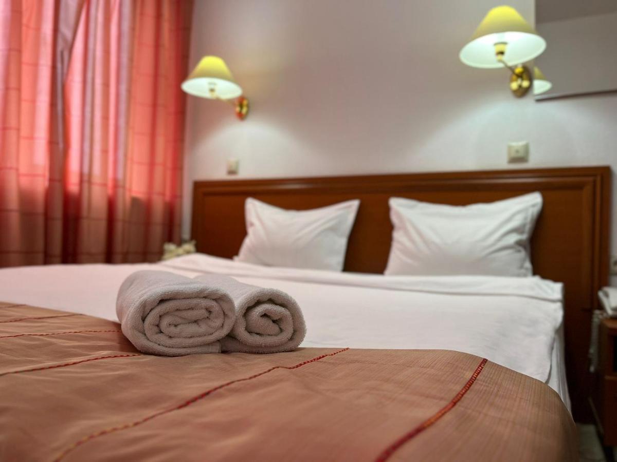 Tengri Hotel Atyraū Esterno foto
