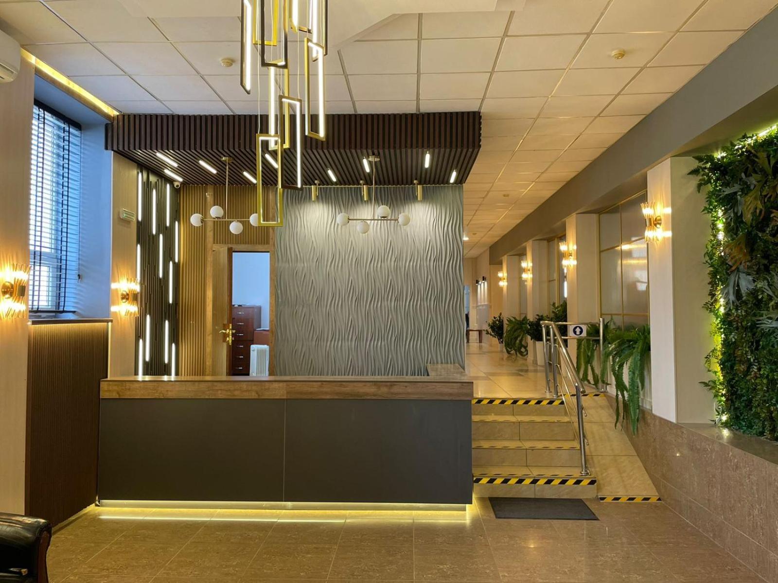 Tengri Hotel Atyraū Esterno foto